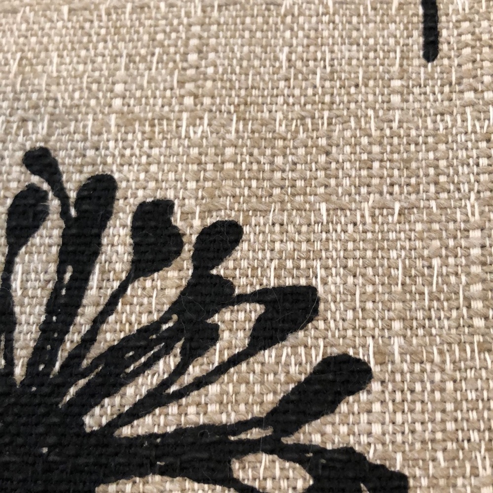 ❌SOLD❌2 Custom Black Linen Pillow Covers 24x24 - Picture 5 of 8